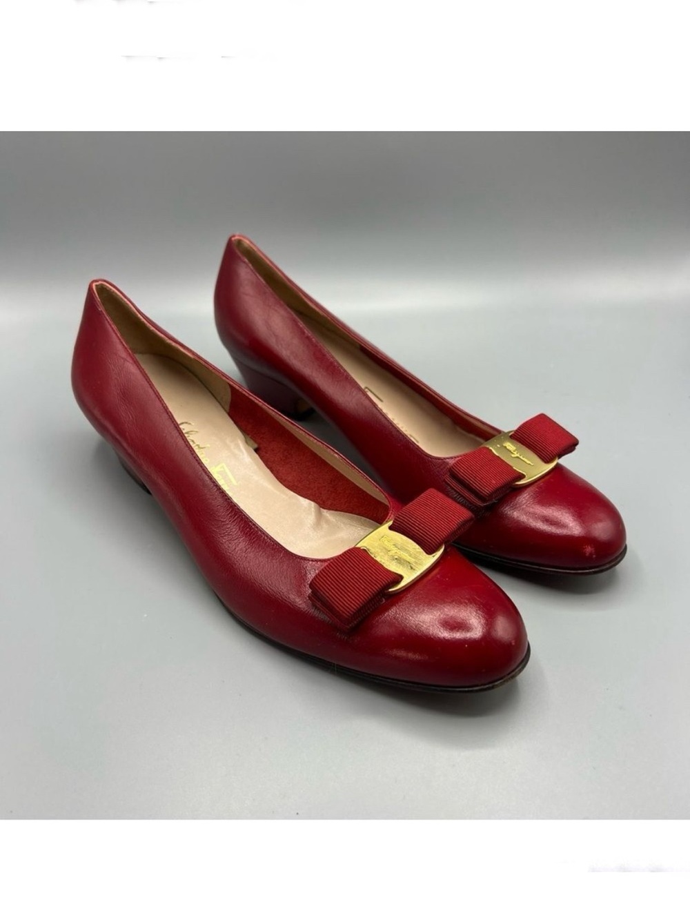 Salvatore Ferragamo Women’s Vara Red Pumps with Bow